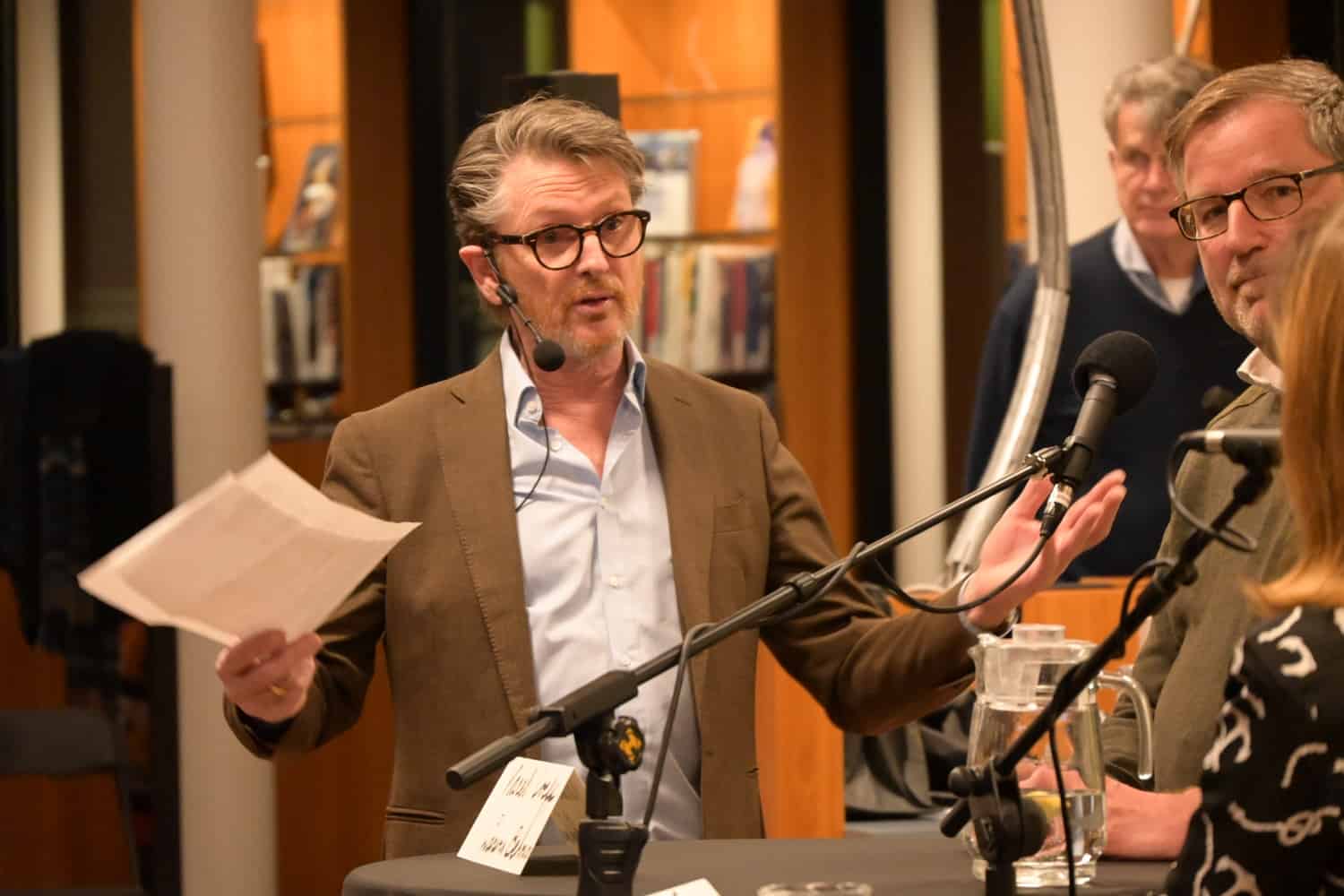 Erik de Zwart – debatleider Politiek Café t Gooi in Brinkhuis Laren 7 maart 2022 Erik de Zwart - debatleider Politiek Café t Gooi in Brinkhuis Laren 7 maart 2022