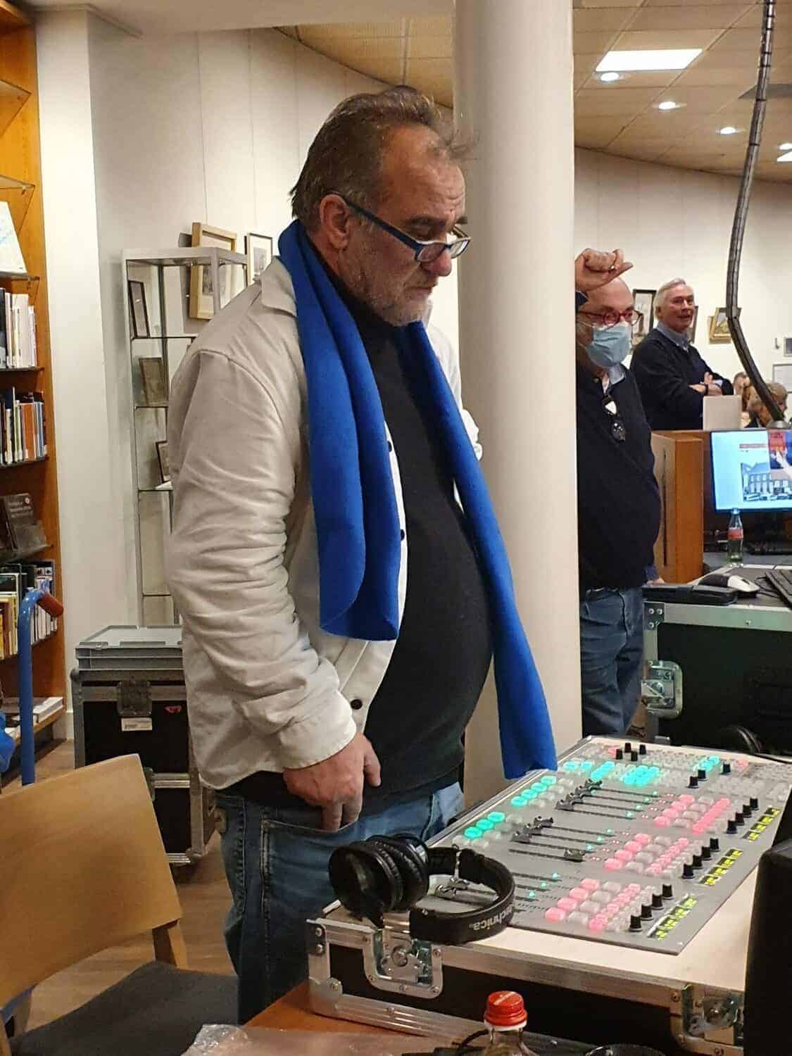 Dorpsradio Laren bij Politiek Cafe ’t Gooi Laren 14 Feb 2022 Dorpsradio Laren bij Politiek Cafe 't Gooi Laren 14 Feb 2022