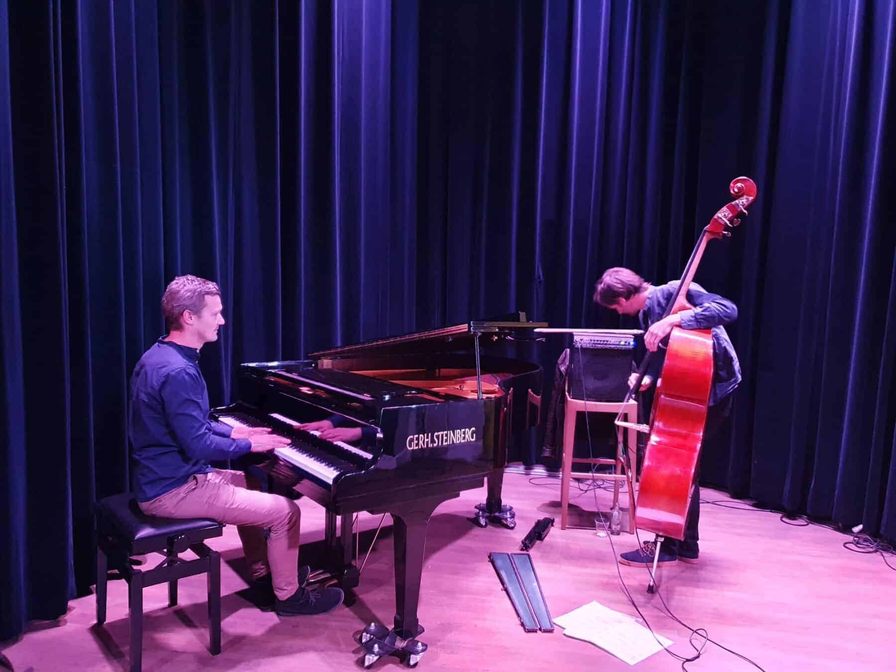 JAZZ Erik Verwey Trio – Jazzconcert in Brinkhuis Theater Laren JAZZ Erik Verwey Trio - Jazzconcert in Brinkhuis Theater Laren