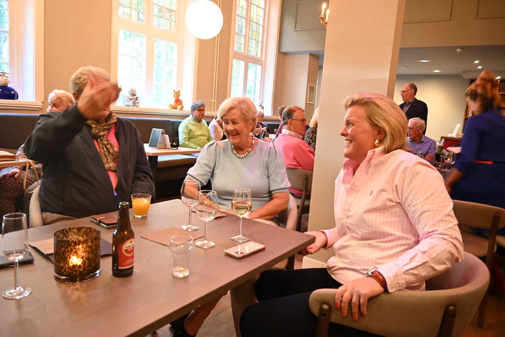 Vrijwilligersfeest Laren in het Brinkhuis
