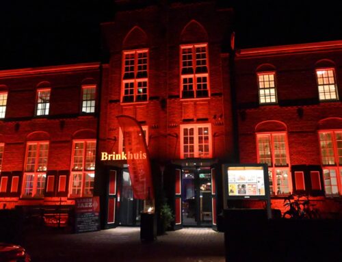 Orange the World – Brinkhuis Laren kleurt oranje