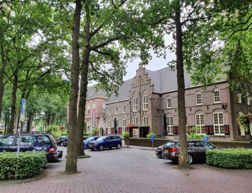 Gemeentebestuur Laren verhuist naar het Brinkhuis