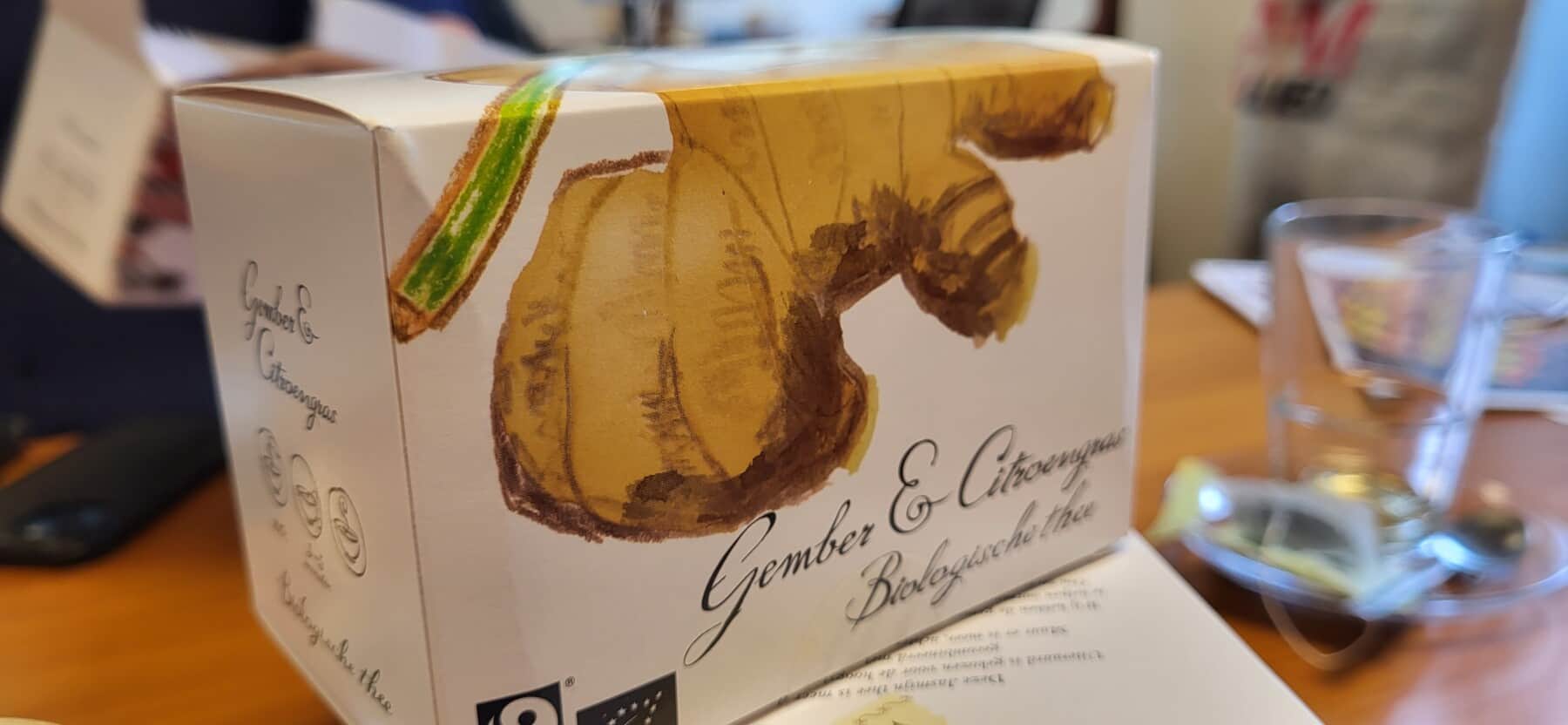 Peeze Thee in het Brinkhuis in Laren Peeze Thee in het Brinkhuis in Laren