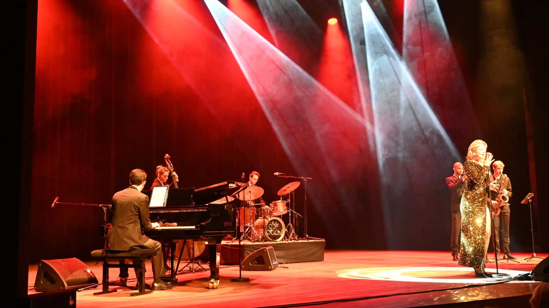 20230909 UIT IN LAREN Singer Julie Huard (28) UIT in LAREN 9 sep 2023 - opening culturele seizoen in Singer Laren