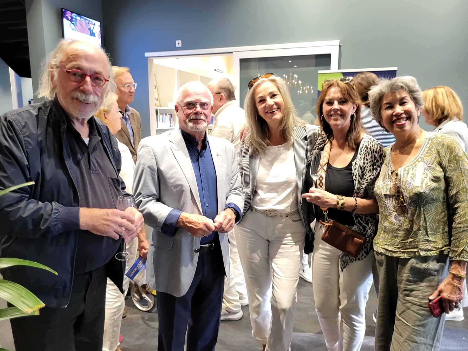 Gemeentebestuur Laren neemt intrek in Brinkhuis Laren Gemeentebestuur Laren neemt intrek in Brinkhuis Laren