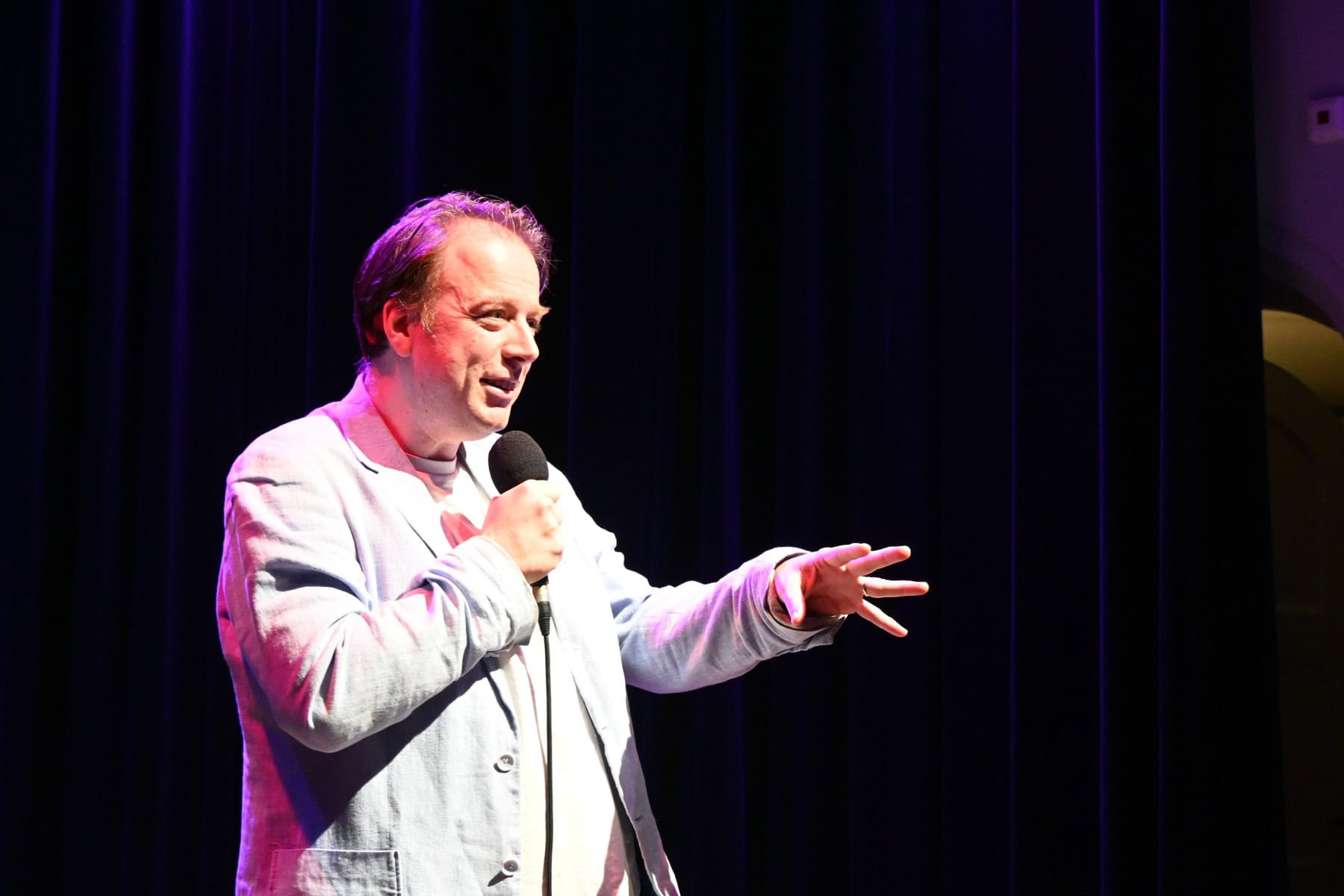 Frank Brink stand-up comedy BOM Brinkhuis Laren Frank Brink stand-up comedy BOM Brinkhuis Laren