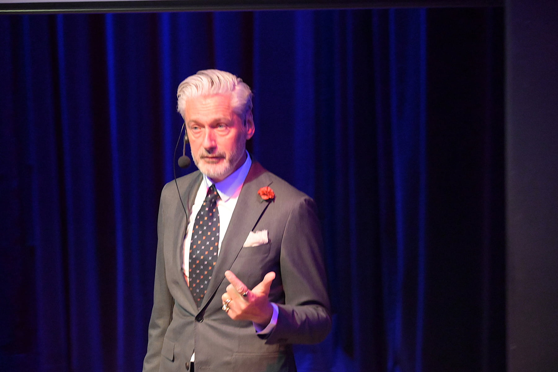 Lezing Paul Rem Je Plaats Weten Aan Het Hof – Brinkhuis Laren Lezing Paul Rem Je Plaats Weten Aan Het Hof - Brinkhuis Laren