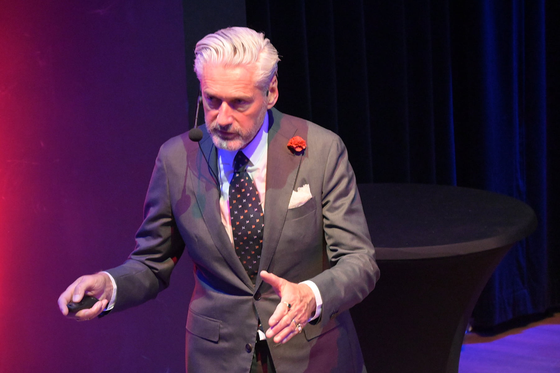 Lezing Paul Rem Je Plaats Weten Aan Het Hof – Brinkhuis Laren Lezing Paul Rem Je Plaats Weten Aan Het Hof - Brinkhuis Laren