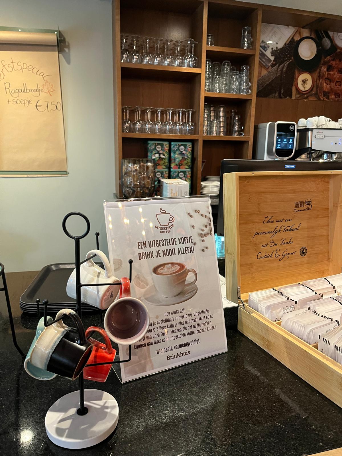 Uitgestelde Koffie in het Brinkhuis in Laren Uitgestelde Koffie in het Brinkhuis in Laren