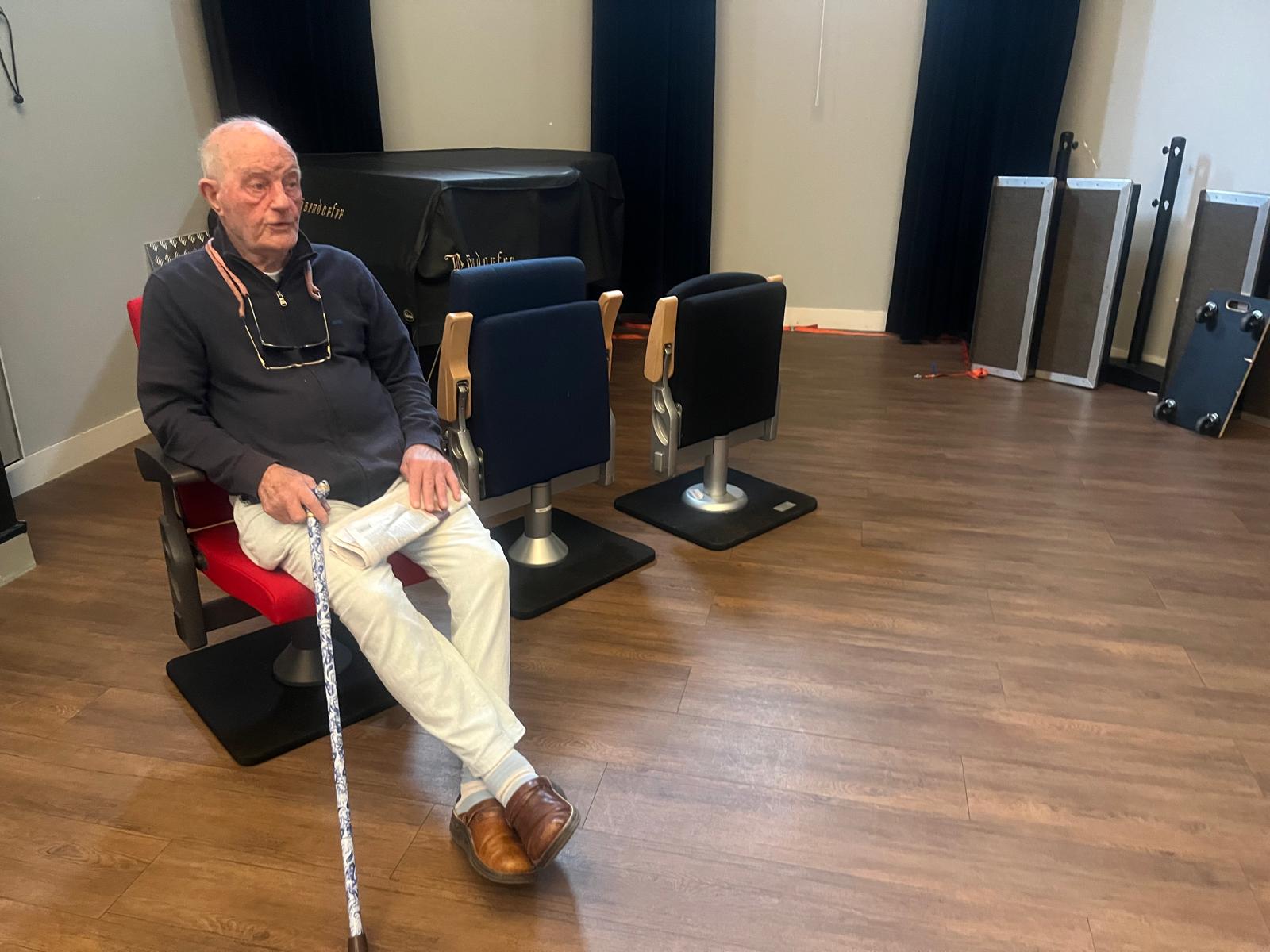 Sponsor een theaterstoel voor het Brinkhuis in Laren Sponsor een theaterstoel voor het Brinkhuis in Laren