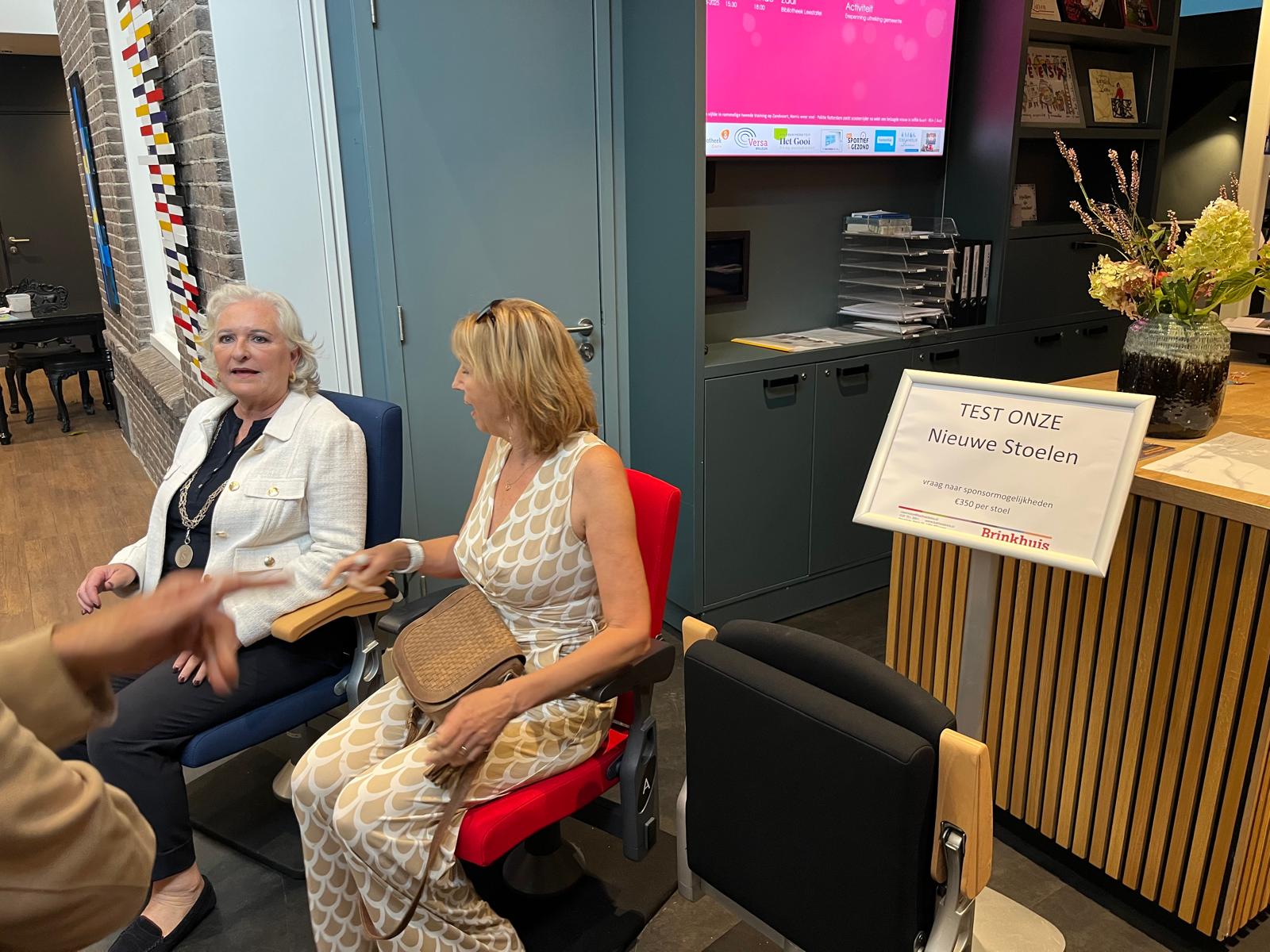 Sponsor een theaterstoel voor het Brinkhuis in Laren Sponsor een theaterstoel voor het Brinkhuis in Laren