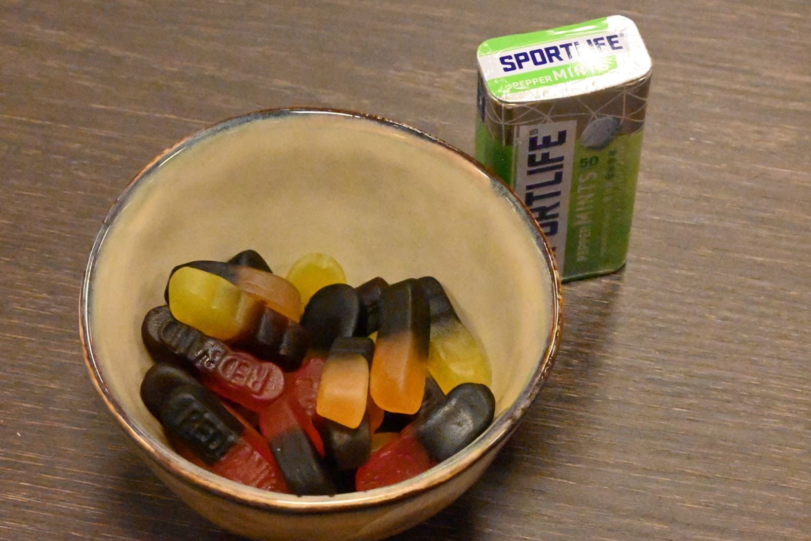 20251120 Dictee Sponsor Cloetta (red Band) (2)