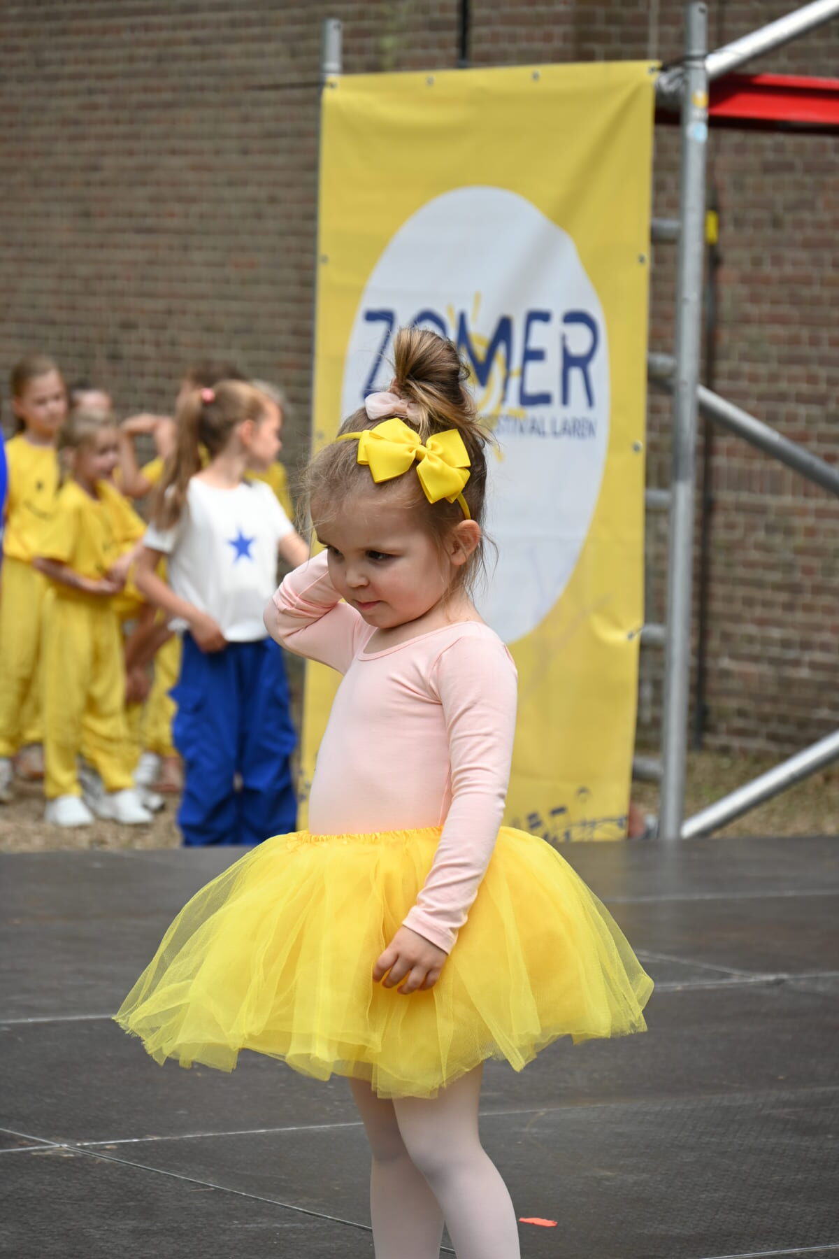 Zomer Muziek en Dans Festival Laren 2026 – Dans demonstraties Flash Studio Laren Zomer Muziek en Dans Festival Laren 2026 - Dans demonstraties Flash Studio Laren
