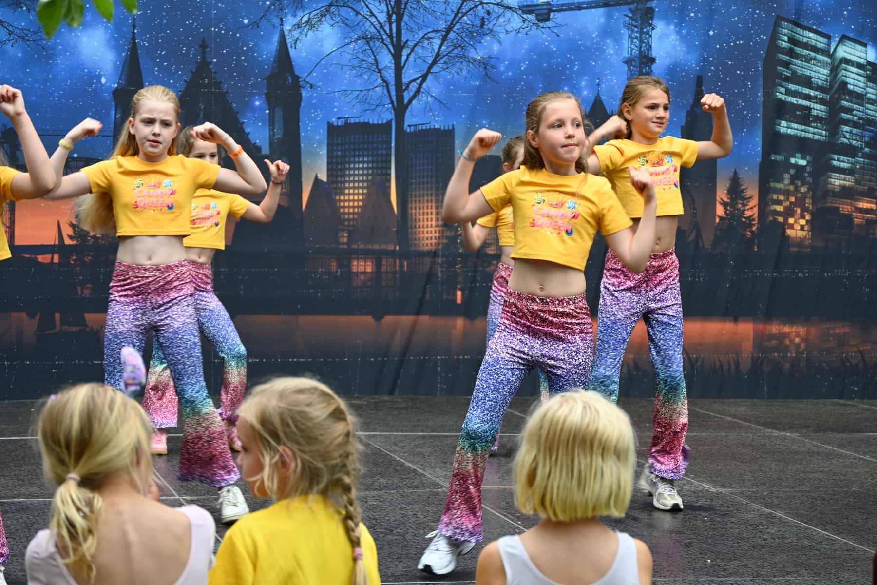 Zomer Muziek en Dans Festival Laren 2026 – Dans demonstraties Flash Studio Laren Zomer Muziek en Dans Festival Laren 2026 - Dans demonstraties Flash Studio Laren