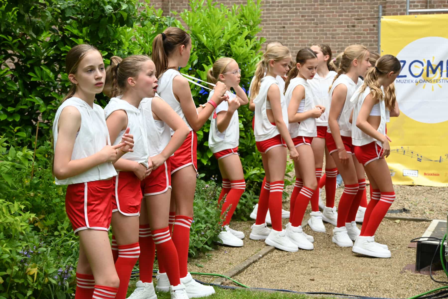 Zomer Muziek en Dans Festival Laren 2026 – Dans demonstraties Flash Studio Laren Zomer Muziek en Dans Festival Laren 2026 - Dans demonstraties Flash Studio Laren