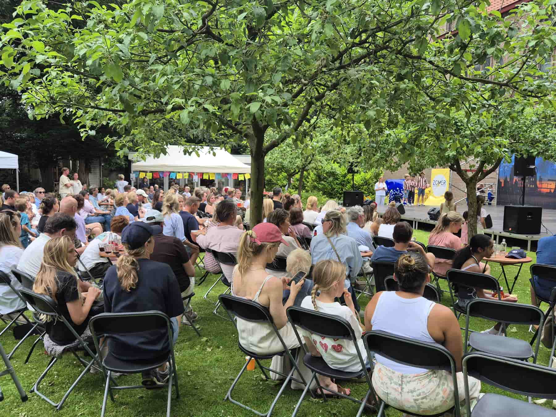 Zomer Muziek en Dans Festival Laren 2026 – Dans demonstraties Flash Studio Laren Zomer Muziek en Dans Festival Laren 2026 - Dans demonstraties Flash Studio Laren