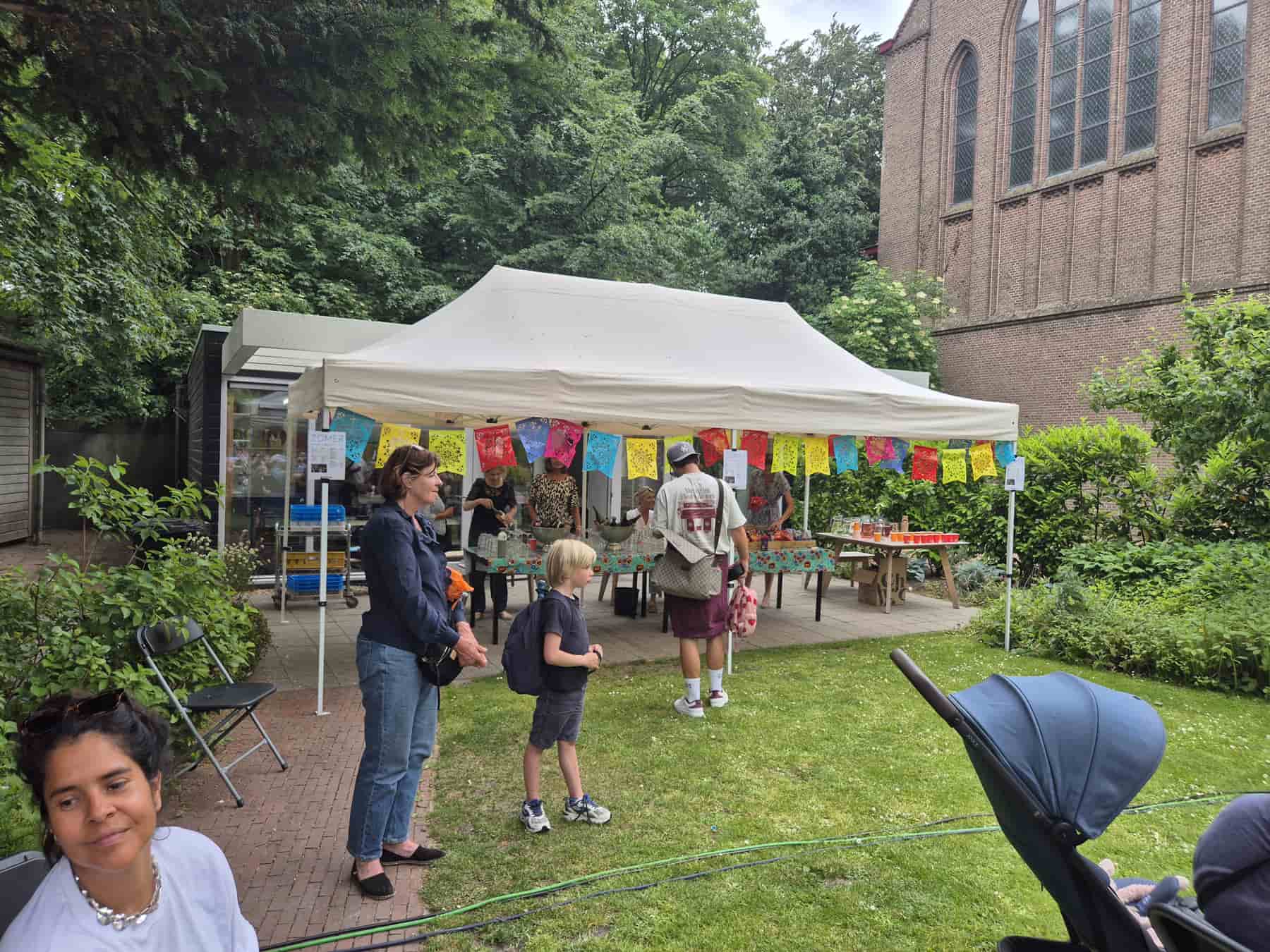 Zomer Muziek en Dans Festival Laren 2026 – Dans demonstraties Flash Studio Laren Zomer Muziek en Dans Festival Laren 2026 - Dans demonstraties Flash Studio Laren