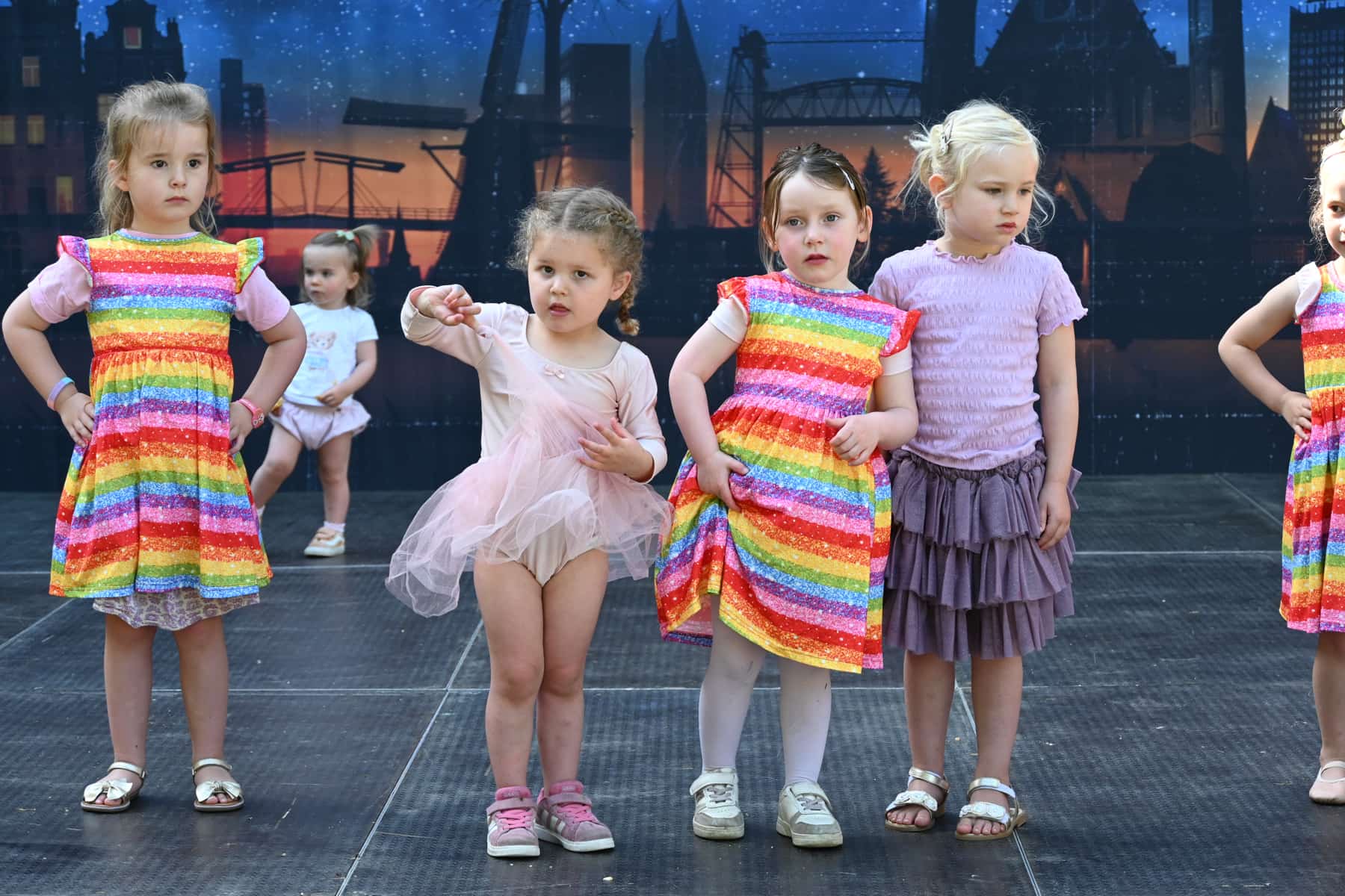 Zomer Muziek en Dans Festival Laren – Flash Studio Laren Dansdemonstraties Zomer Muziek en Dans Festival Laren - Flash Studio Laren Dansdemonstraties