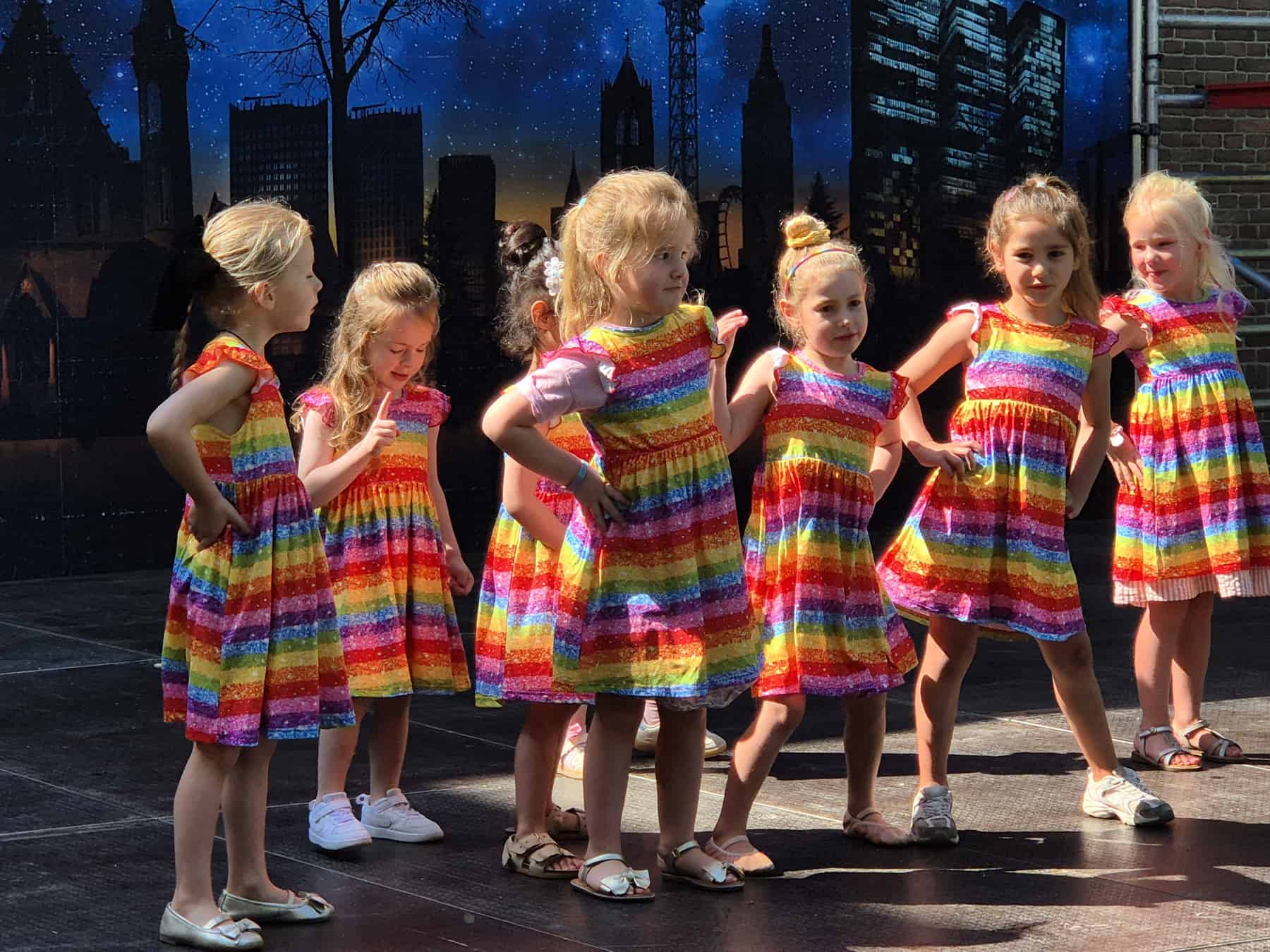 Zomer Muziek en Dans Festival Laren – Flash Studio Laren Dansdemonstratiesv Zomer Muziek en Dans Festival Laren - Flash Studio Laren Dansdemonstraties