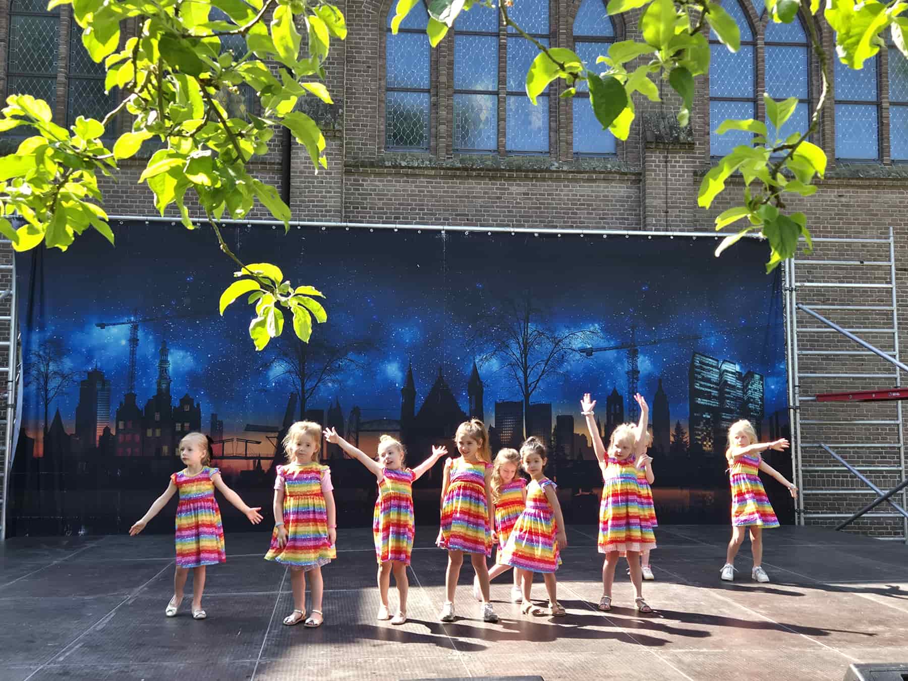 Zomer Muziek en Dans Festival Laren – Flash Studio Laren Dansdemonstraties Zomer Muziek en Dans Festival Laren - Flash Studio Laren Dansdemonstraties