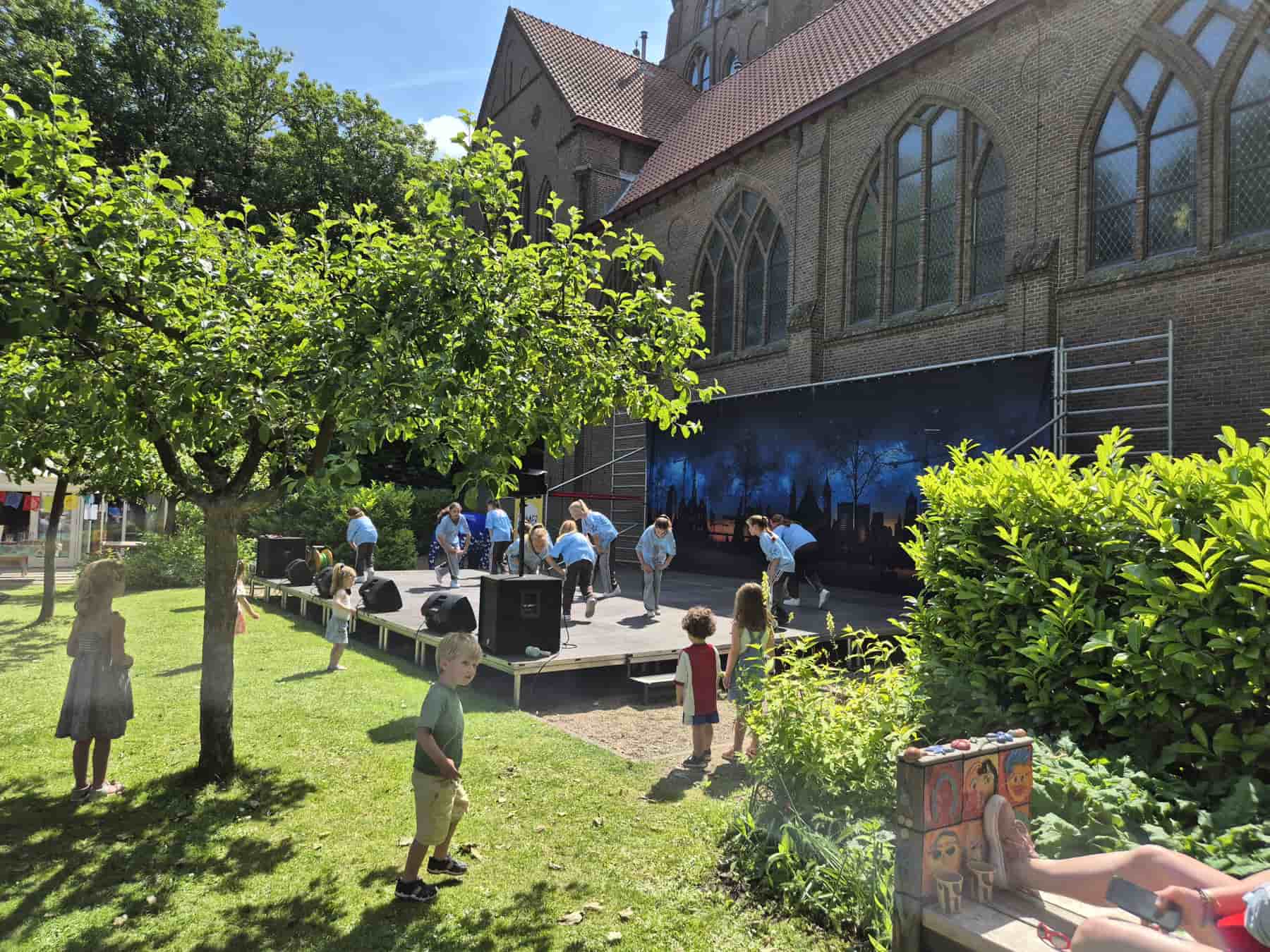Zomer Muziek en Dans Festival Laren – Flash Studio Laren Dansdemonstraties Zomer Muziek en Dans Festival Laren - Flash Studio Laren Dansdemonstraties