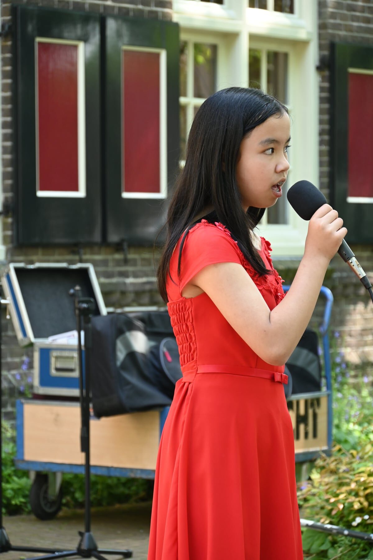 Zomer Muziek en Dans Festival – Optredens voor het Brinkhuis van oa Nayche Zomer Muziek en Dans Festival - Optredens voor het Brinkhuis van oa Nayche