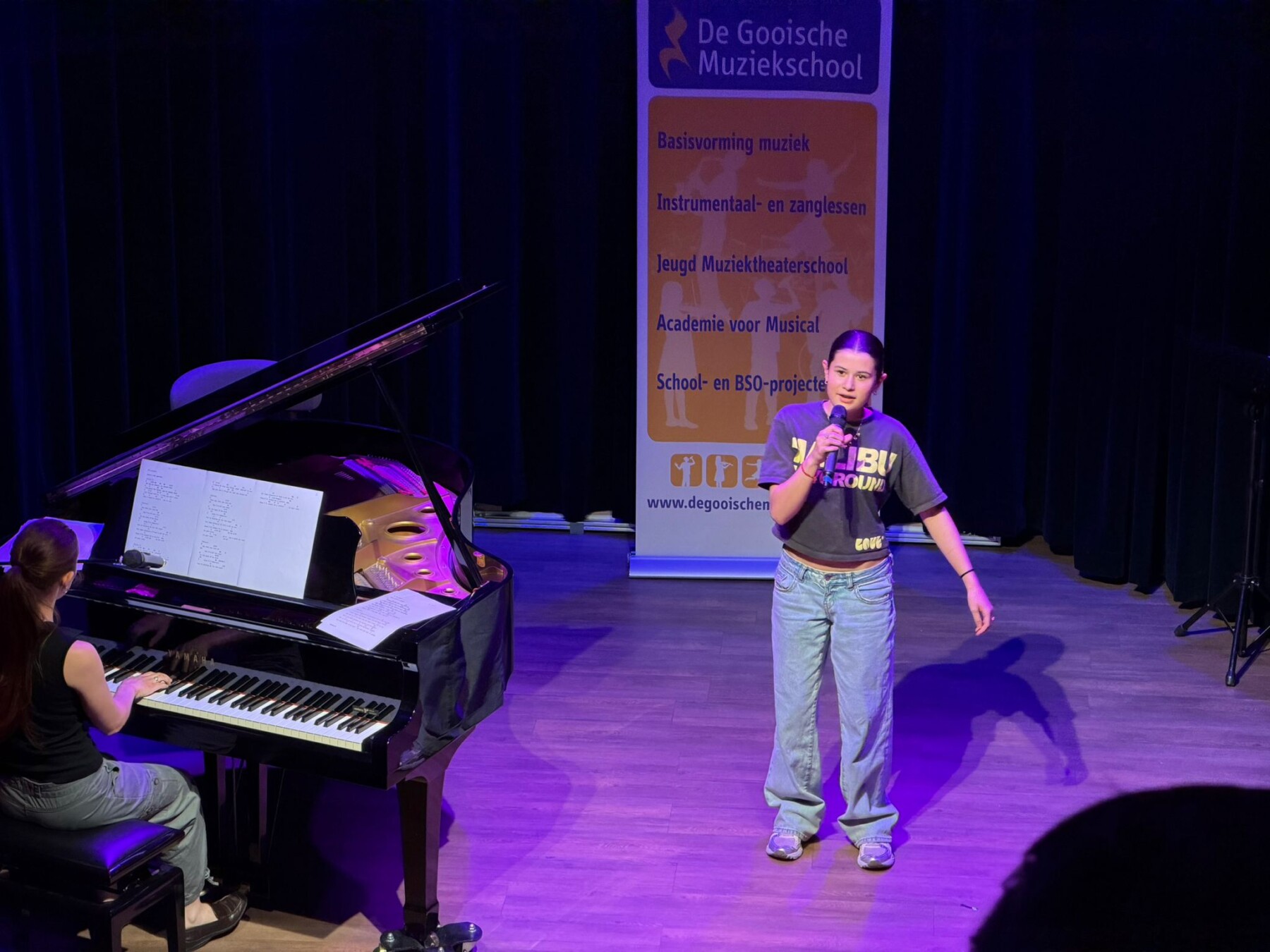 Zomer Muziek en Dans Festival Laren 2026 – Open Podium – Gooische Muziekschool in het Brinkhuis Laren Zomer Muziek en Dans Festival Laren 2026 - Open Podium - Gooische Muziekschool in het Brinkhuis Laren