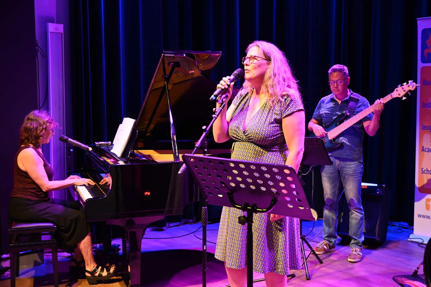 Zomer Muziek en Dans Festival Laren 2026 – Open Podium – Gooische Muziekschool in het Brinkhuis Laren Zomer Muziek en Dans Festival Laren 2026 - Open Podium - Gooische Muziekschool in het Brinkhuis Laren