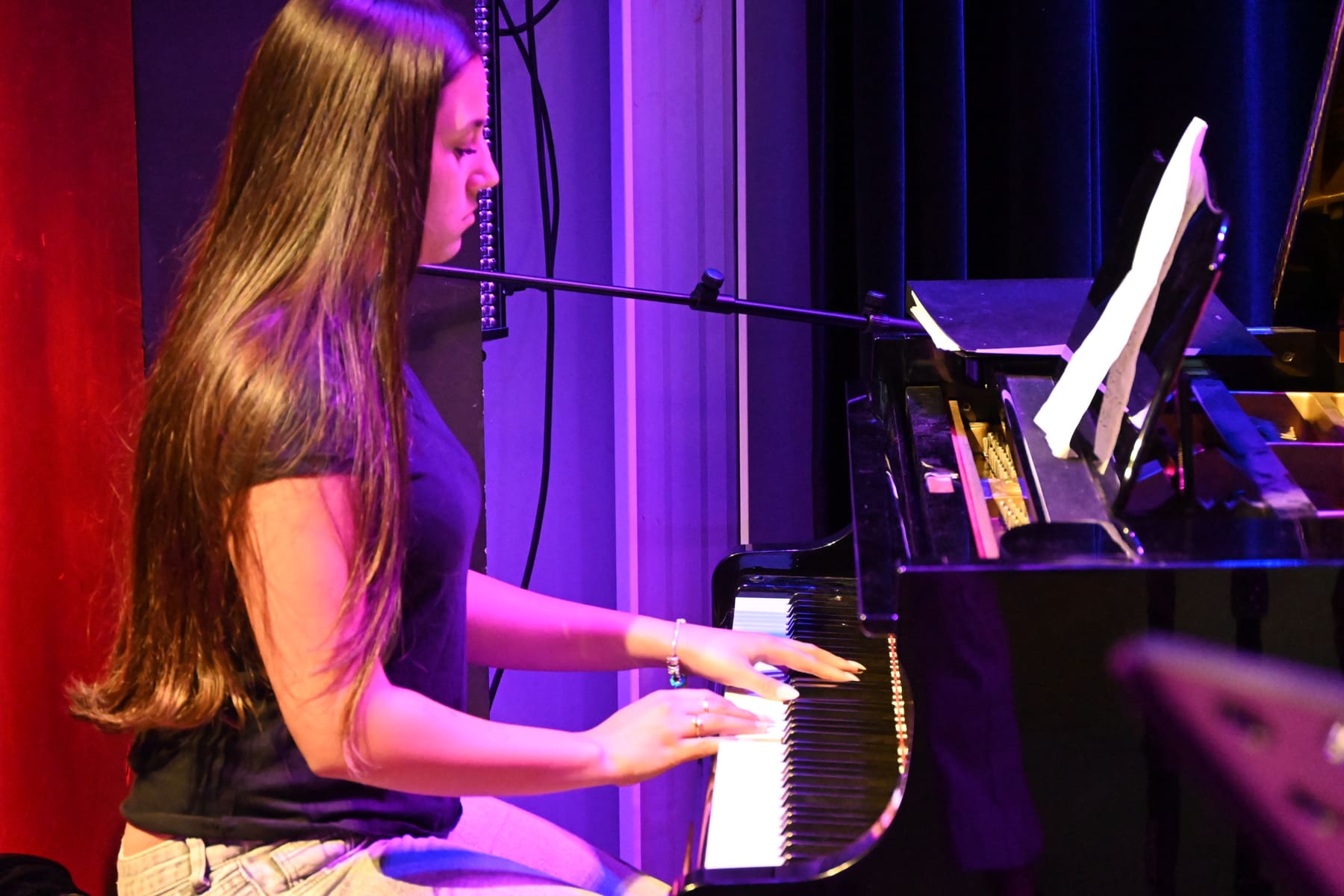 Zomer Muziek en Dans Festival Laren 2026 – Open Podium – Gooische Muziekschool in het Brinkhuis Laren Zomer Muziek en Dans Festival Laren 2026 - Open Podium - Gooische Muziekschool in het Brinkhuis Laren