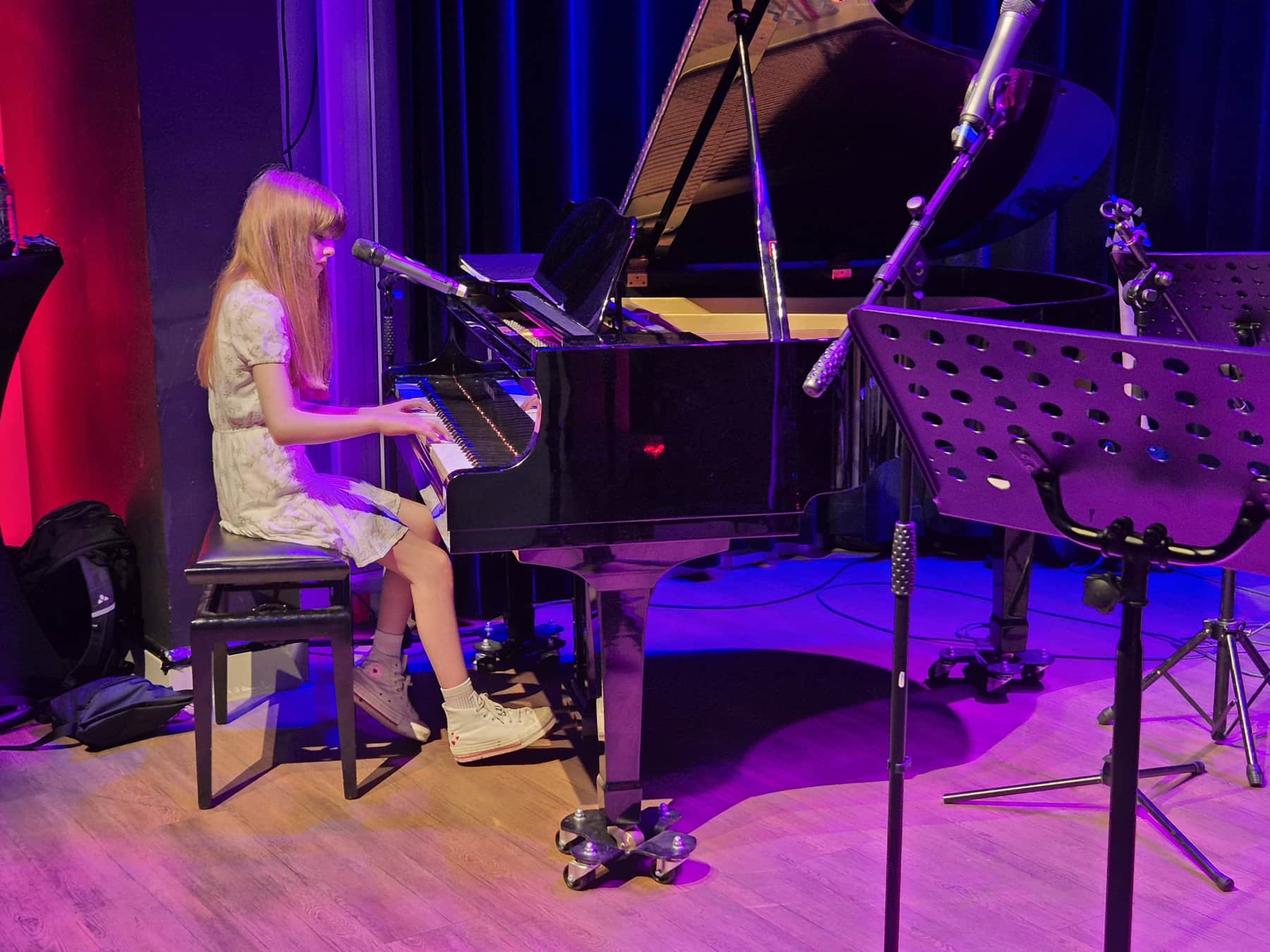 Zomer Muziek en Dans Festival Laren 2026 – Open Podium – Gooische Muziekschool in het Brinkhuis Laren Zomer Muziek en Dans Festival Laren 2026 - Open Podium - Gooische Muziekschool in het Brinkhuis Laren