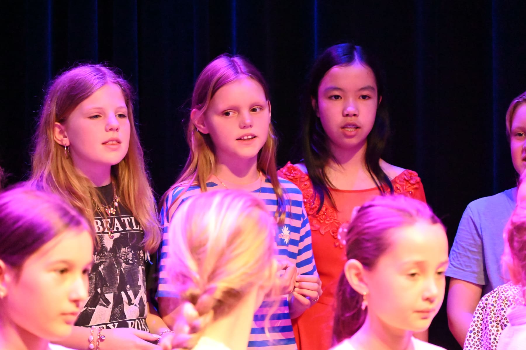 Zomer Muziek en Dans Festival Laren – optreden Popkoor Gooische Muziekschool – Brinkhuis Laren Zomer Muziek en Dans Festival Laren - optreden Popkoor Gooische Muziekschool - Brinkhuis Laren