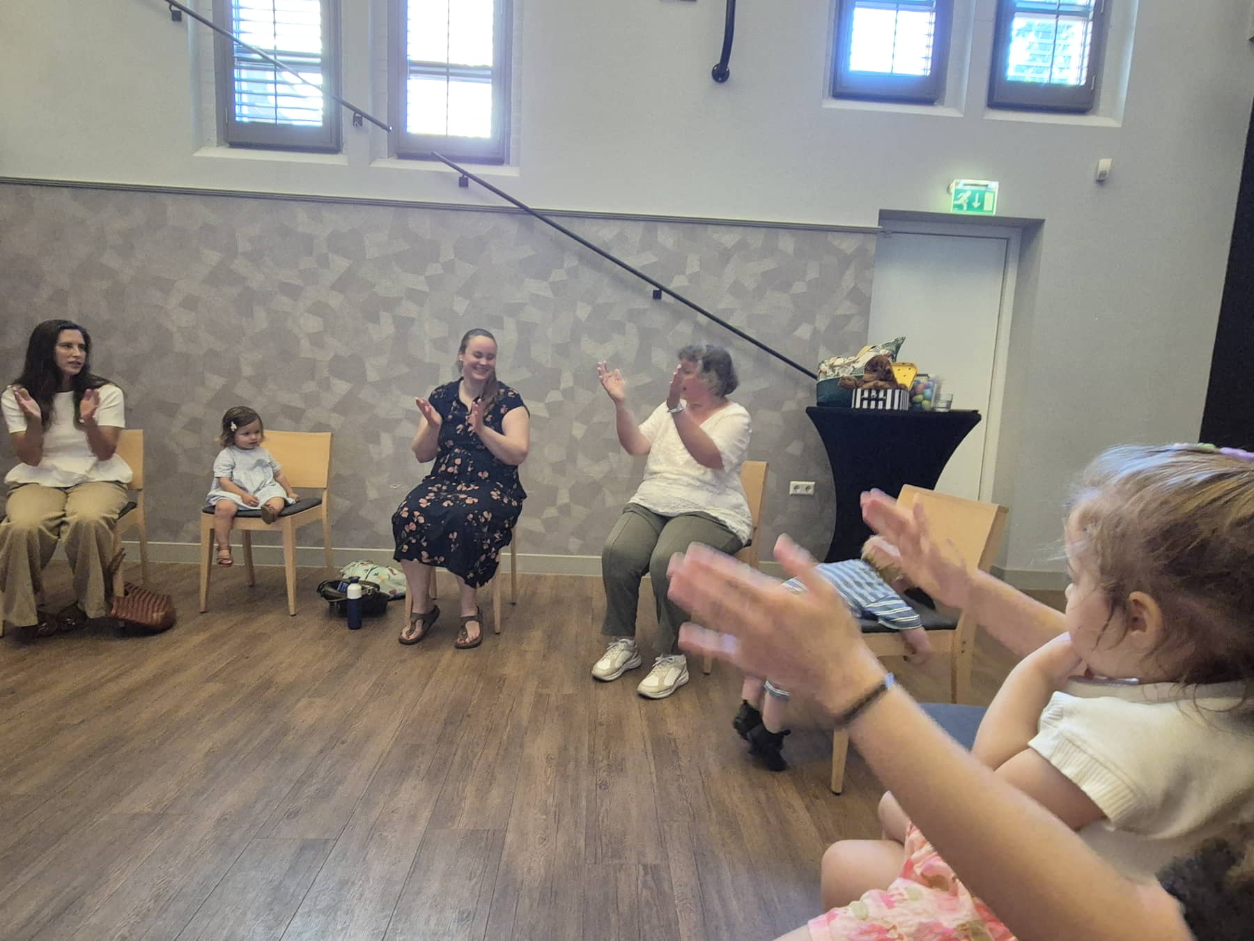 Zomer Muziek en Dans Festival Laren – Sing-in voor kleuters door Gooische Muziekschool Zomer Muziek en Dans Festival Laren - Sing-in voor kleuters door Gooische Muziekschool
