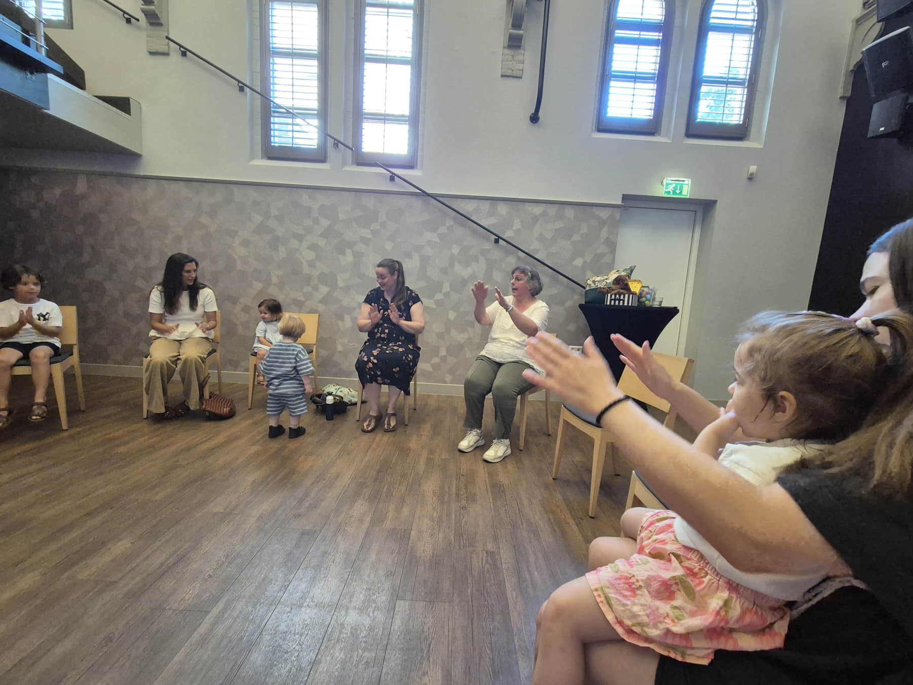 Zomer Muziek en Dans Festival Laren – Sing-in voor kleuters door Gooische Muziekschool Zomer Muziek en Dans Festival Laren - Sing-in voor kleuters door Gooische Muziekschool
